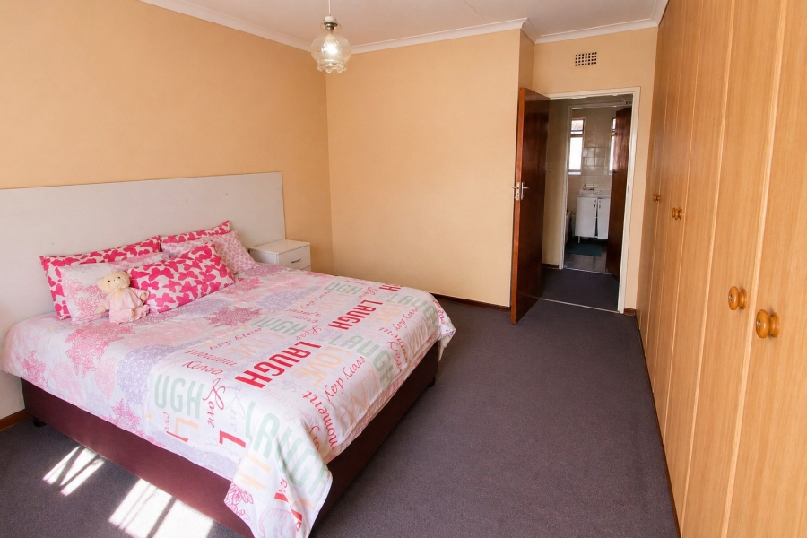 3 Bedroom Property for Sale in Vaalpark Free State